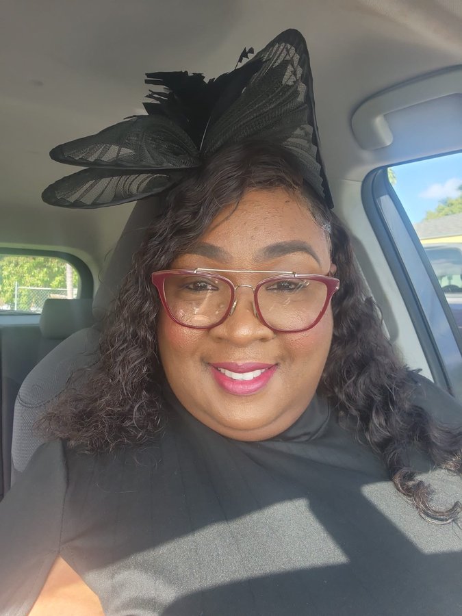 The Eyeland Beauty Look